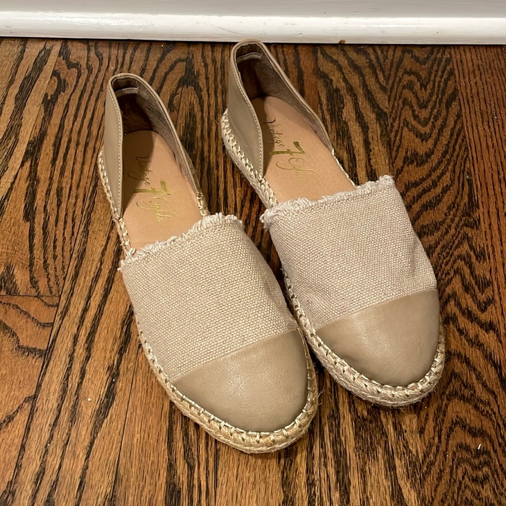 Vintage 7 Eight flats moccasins Kaitlin